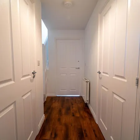 Modern Luxury 2 Bed Didcot Home With Free Parking Exterior photo